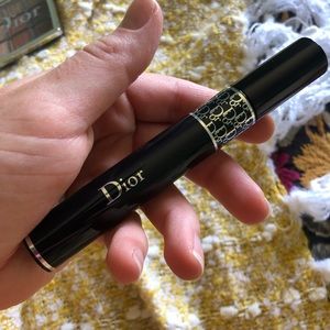 Diorshow Lash Extension Effect Volume Mascara